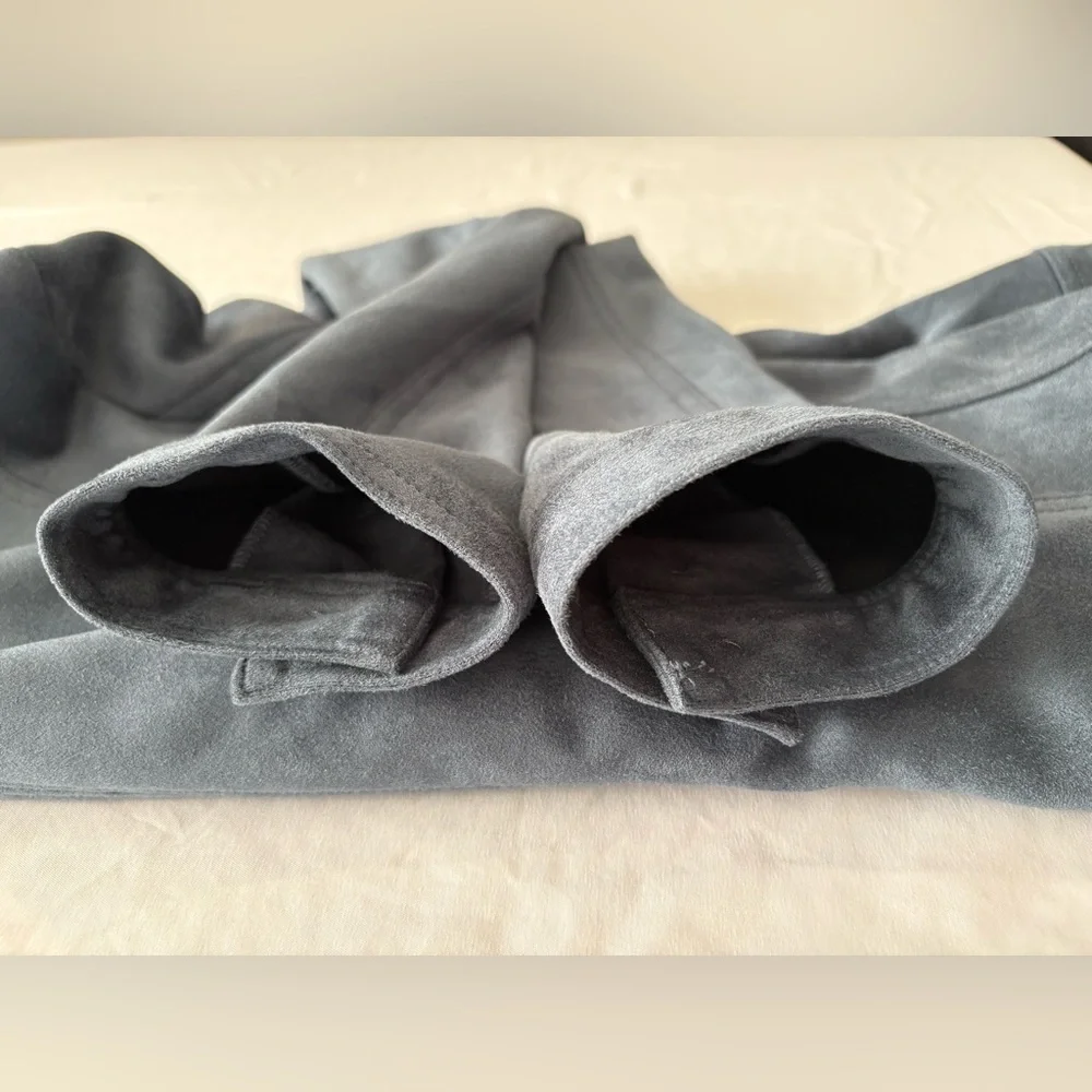 NWOT-Carmen Marc Valvo Faux Suede Women's Slate Blue Pocket Jacket - Picture 7 of 13